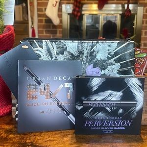 Urban Decay 24/7 eyeliner & perversion mascara gift set